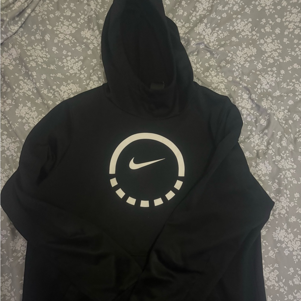 Nike hoodie size large